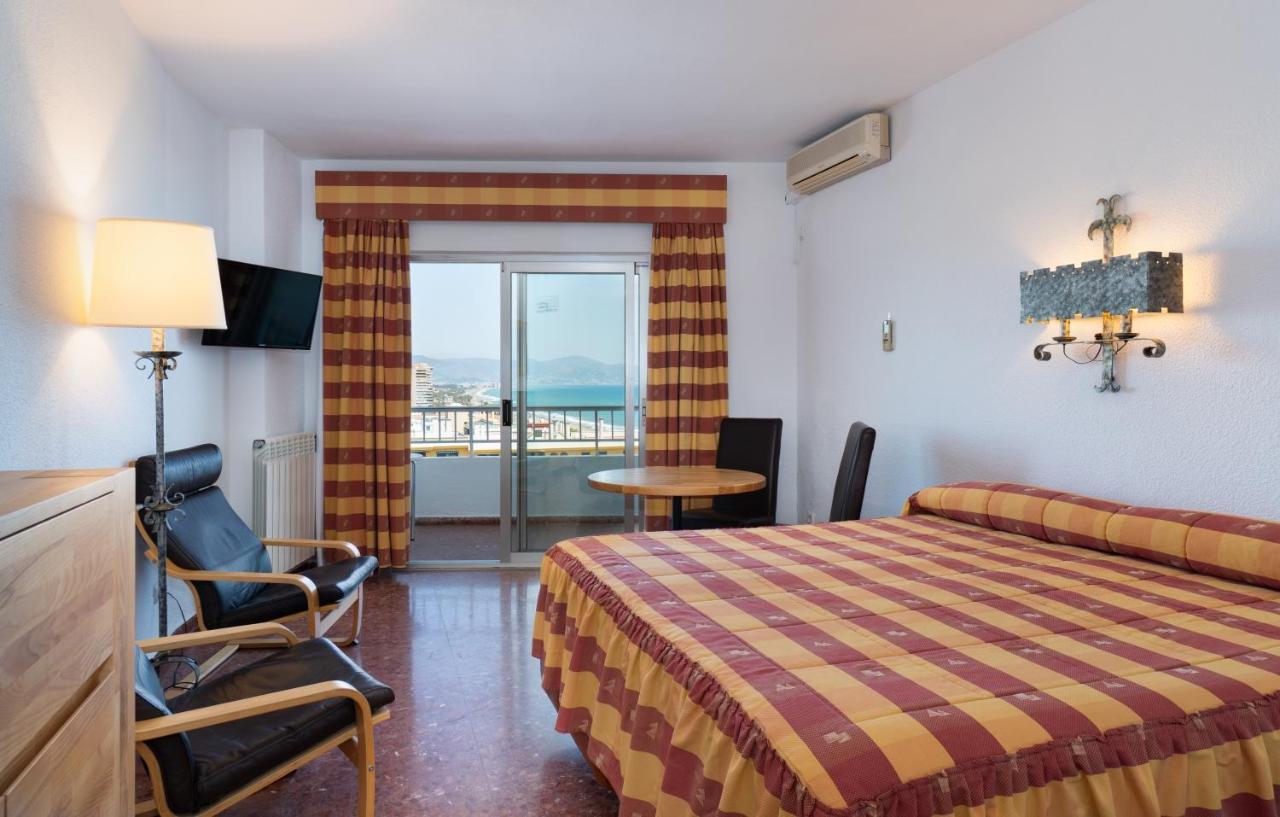 Hotel Apartamentos Bajondillo Torremolinos Exterior photo Room at a hotel in Ibiza