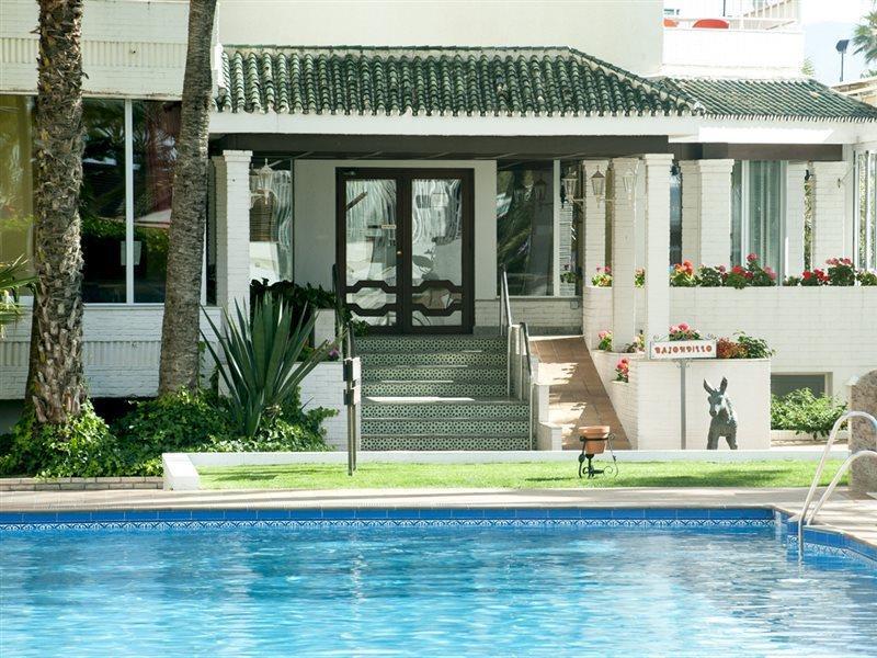 Hotel Apartamentos Bajondillo Torremolinos Exterior photo The house where the first meeting of the group was held.